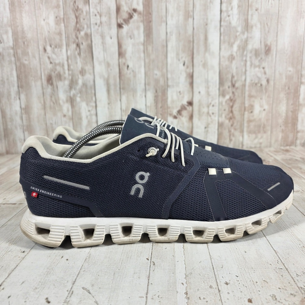 On Running Cloud Mens Navy Blue White Sneakers 59.98916 Size 11